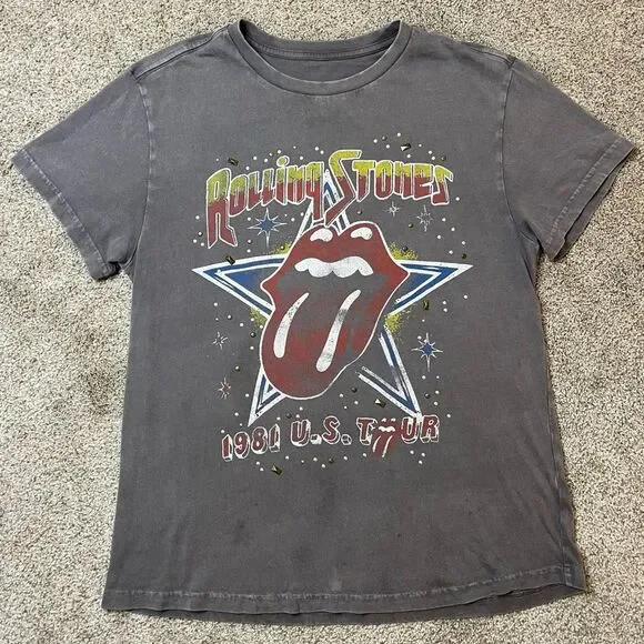 NWOT AEROPOSTALE Rolling Stones embellished graphic tshirt - Picture 2 of 6